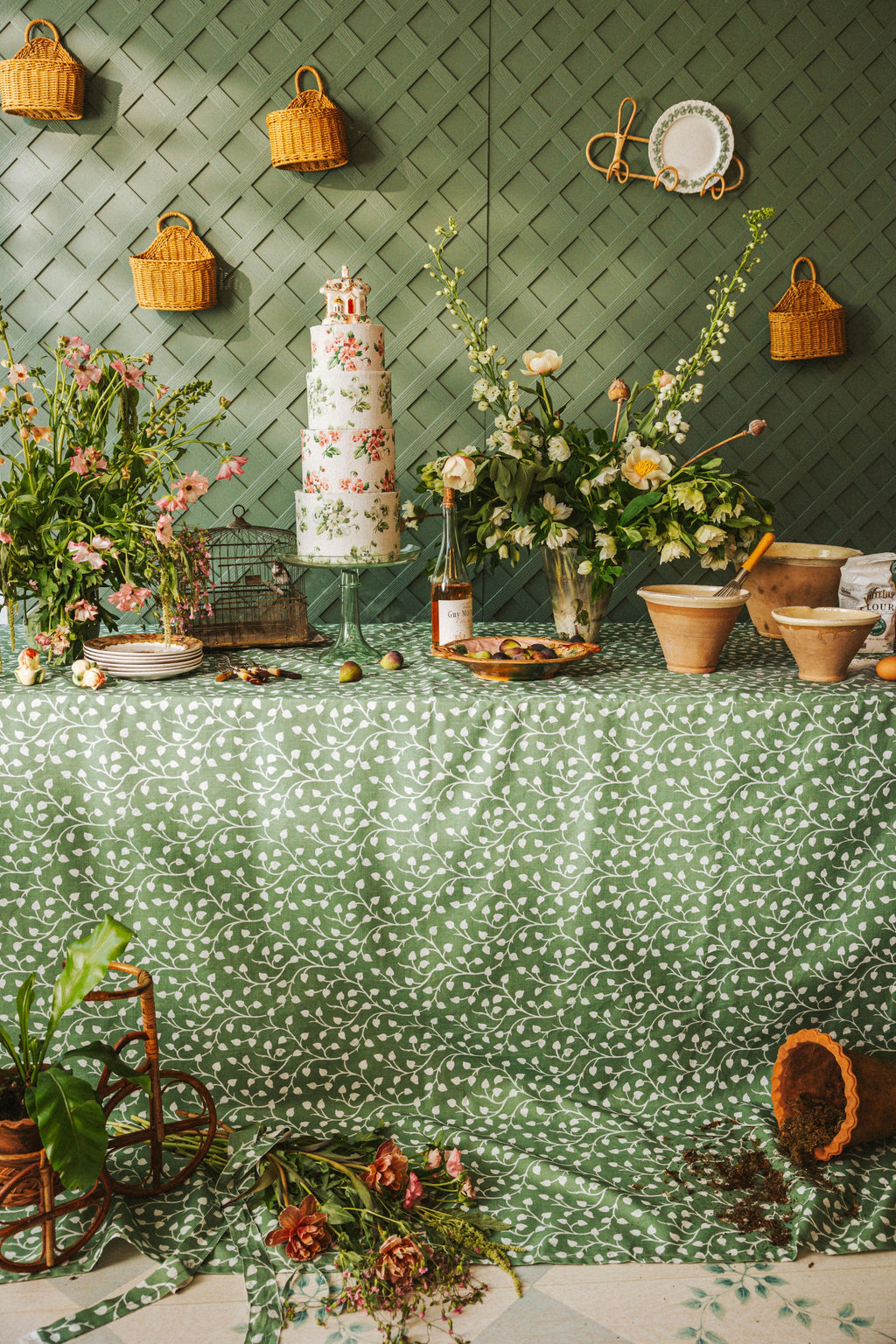 Deco Vine - Verdant (F)