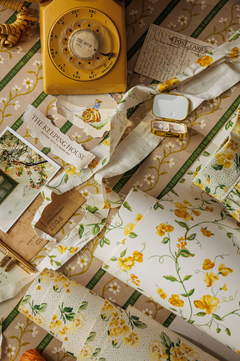 Chintz Bouquet - Buttercup (WP)